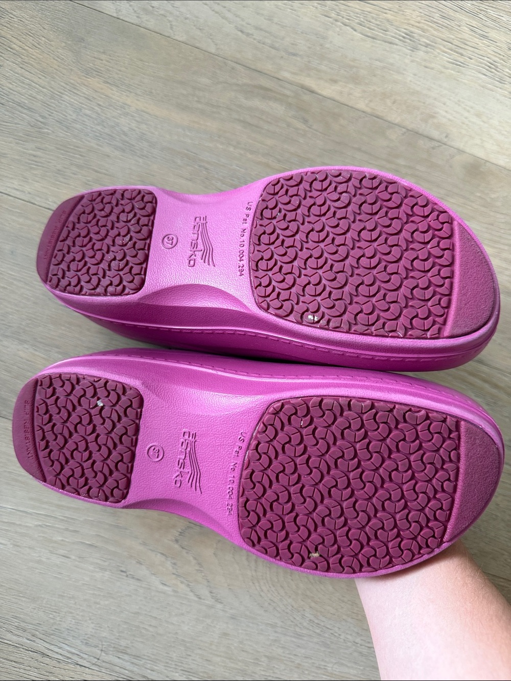 Dansko Hot Pink Clogs with Leopard-Print Insole (Size 37 = 6.5-7) - Picture 6 of 6